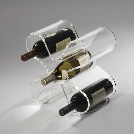 Akrilik şarap şişeleri için şeffaf bir stand herhangi bir iç mekana sığacak