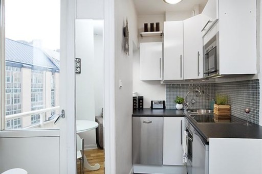 The design of balconies in the kitchen can be the most unusual