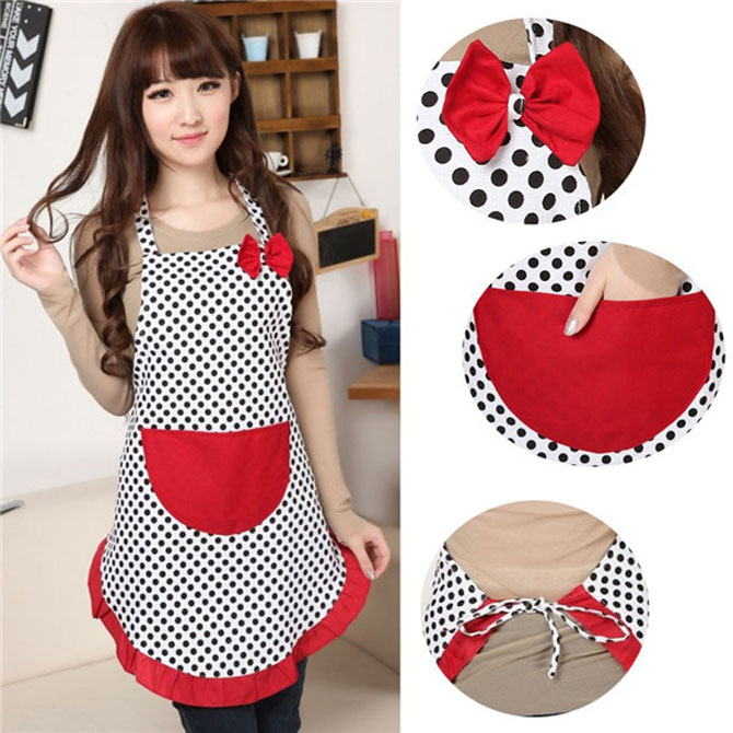 Apron with bow