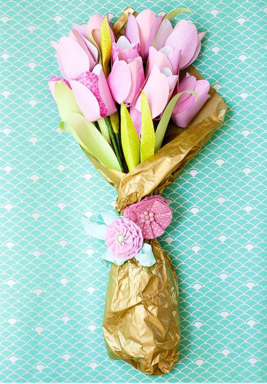 Bouquet of flowers with sweets