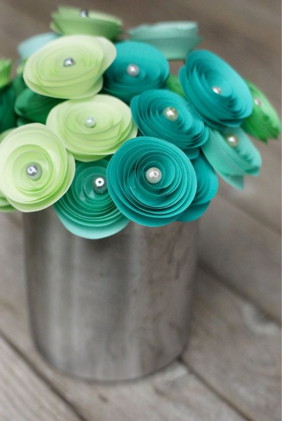 Bouquet from paper roses