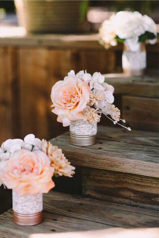 Decor von Dosen für eine Hochzeit