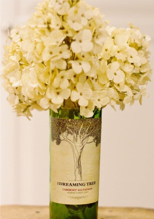 Vase från en flaska vin