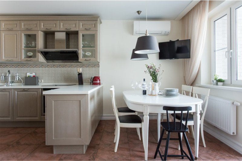 Cuisine beige dans un style classique